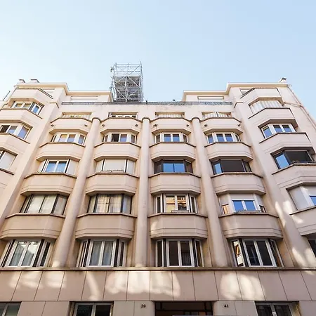 Apartment Rue Le Marois *