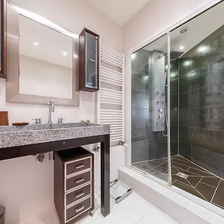 Apartment Rue Le Marois Paris